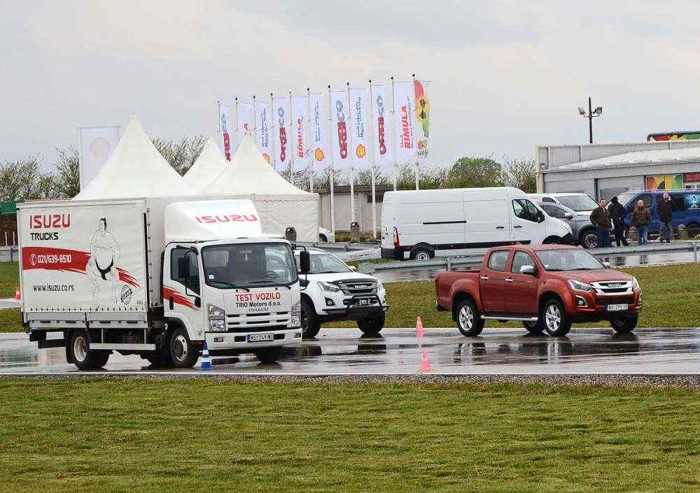 ISUZU_Shell_Transport_Open_Days_2017_nastup_13A.jpg