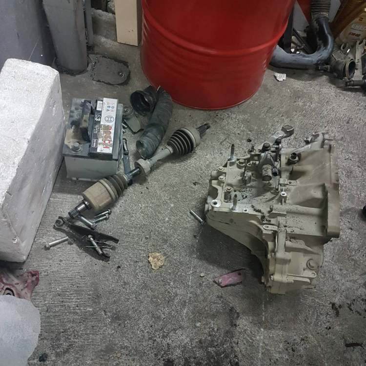 Delova kao u priči.jpg